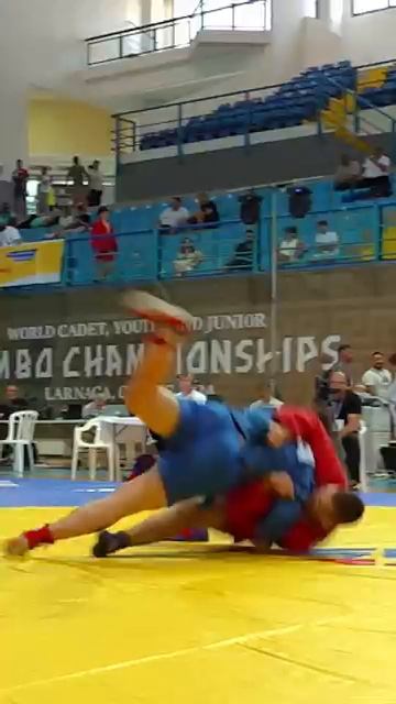 Maksim LEBEDEV (FIAS 1) got the job done against Djordje JOVANOV (SRB) #SAMBO