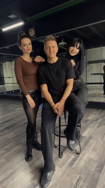 ✨ Дорогие друзья!Поздравляем всех с Днём влюбленных! ❤Мы вас любим ❤❤❤