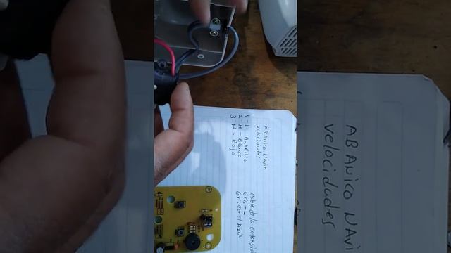 Como eliminar tarjeta electrónica de abanico navia Pt2