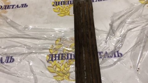 Вал промежуточний КПП ЮМЗ (левая резьба)/Советский (правая резьба)