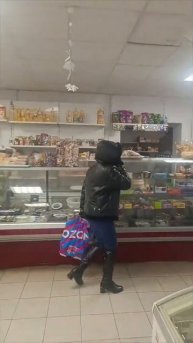 Прикольное видео. Поддержать Сбер 2202 2006 1176 5650