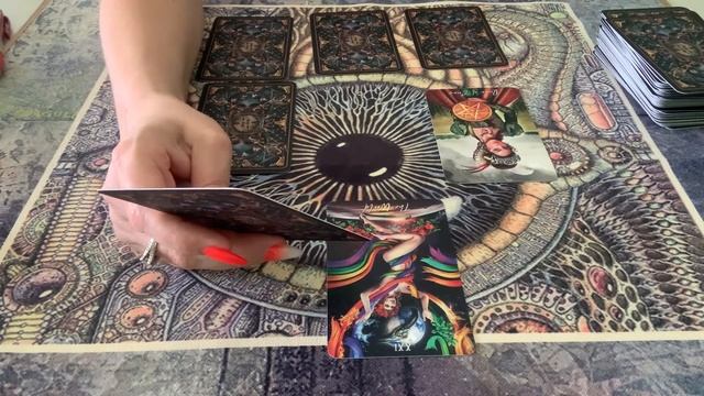 Астрологический прогноз на Июнь месяц на картах таро Блицы  ♊️