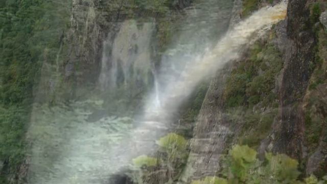 Lá na cachoeira (Samba Reggae Remix)   Paul Rumbol