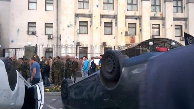 14.06.2014, перевернутые машины послов России в Киеве