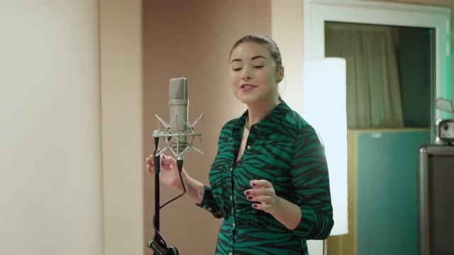 Elena Pervoz mezzosoprano -  Let's do it (Cole Porter cover)