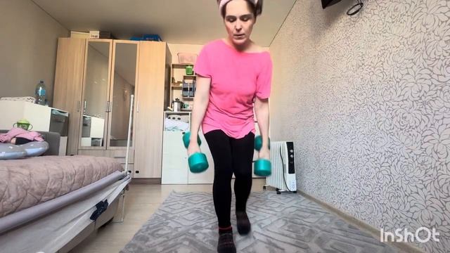 Занимаюсь домашней физкультурой даже 8го марта, а вы занимались физкультурой 8 марта девушки _.mp4