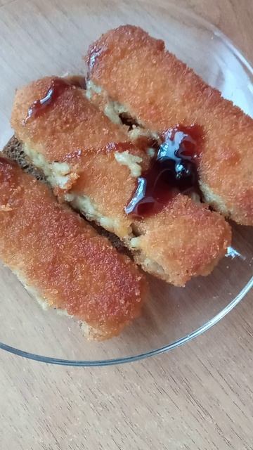 Бутерброд с рыбными палочки