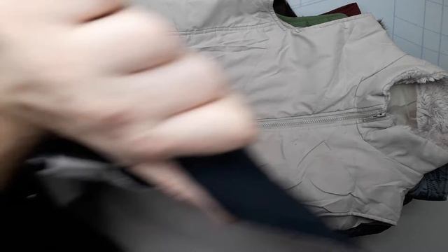 12284 Жилетки, безрукавки JK-VEST (cream/extra) 4 пак. 10кг. 10,4€/кг. 23шт.