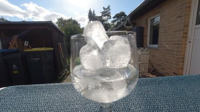 DJI Osmo Action - Timelapse Melting Ice Slowmotion