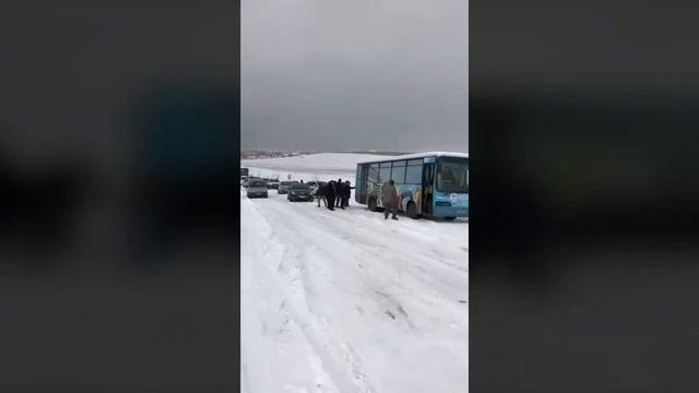 ASRİ MEZARLIK YOLUNDA REZALET!