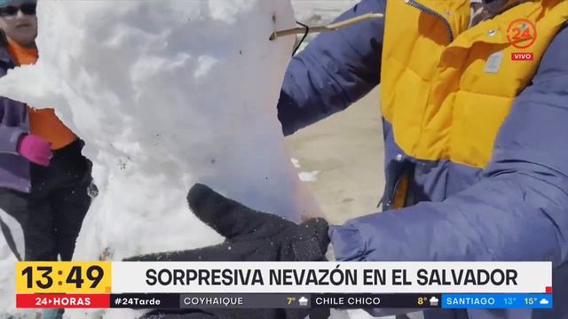 Hicieron "monos" de nieve: nevazón sorprendió a habitantes de El Salvador | 24 Horas TVN Chile