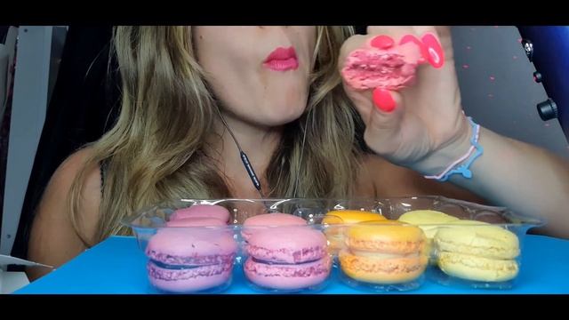 ASMR ITA - Macaron 😋 Eating sound / Mukbang
