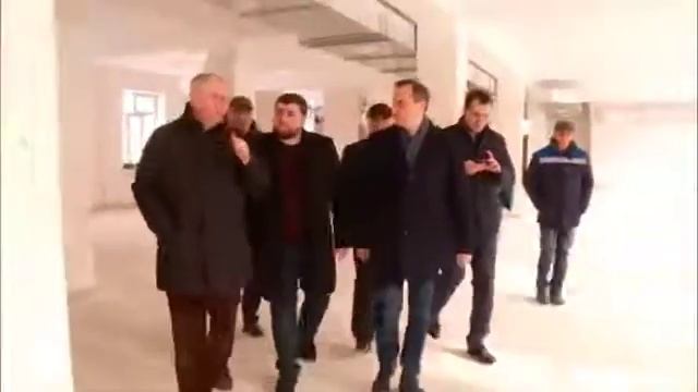 Проинспектировали ход строительства социальных объектов в Махачкале