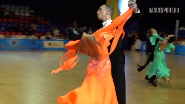 Pavel Zakharenko - Alisa Busurova RUS, Slow Foxtrot, Grand Prix Dynamo 2019