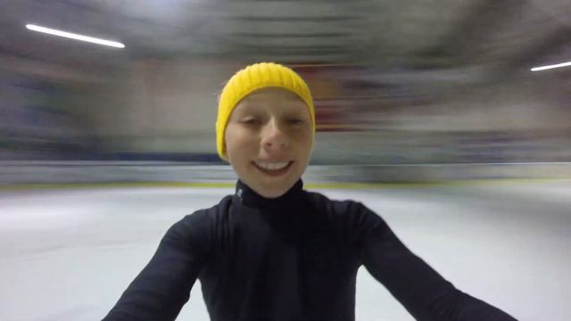 Вращения глазами фигуриста