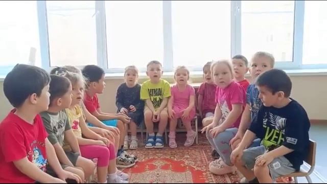 от подготовишек до малышек поздравляют своих мам