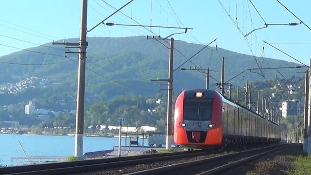 Электропоезд ЭС1-032+ЭС1-036 Ласточка