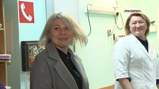 8 марта глава администрации муниципалитета Галина Руденко поздравила женские коллективы