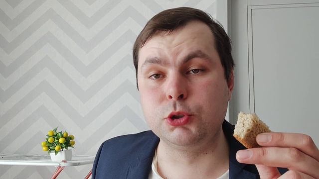 Мугбанг на котлету по-киевски из Пятëрочки и поздравление с 8 марта!!!