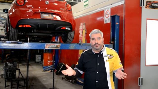 Alfa Romeo Mito Turbo con escape deportivo | Aprende a configurar el sistema de escape para tu auto