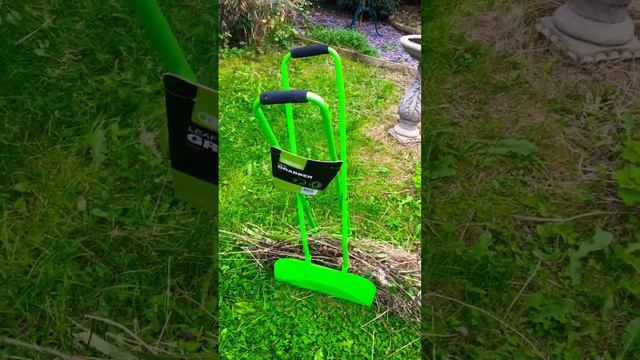 Garden Tool Essentials!  Leaf/ Debris grabber