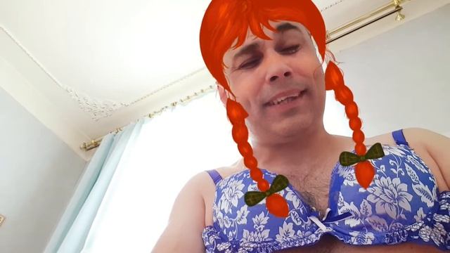Фёкла - девушка Уадика Харчка высказывает личное мнение