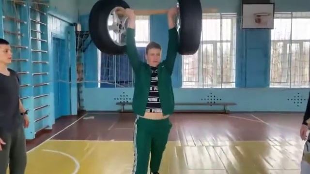 "Тренуй тіло як належить". Ліцей №17