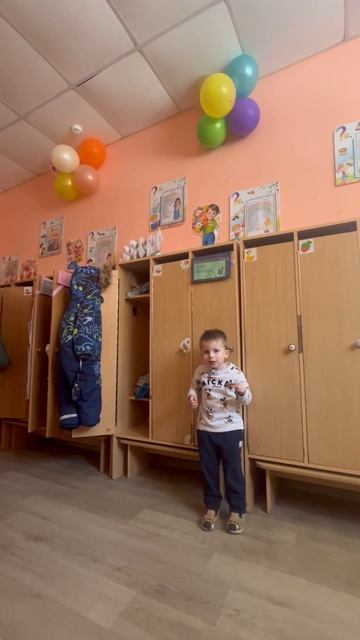 Володя в детском саду