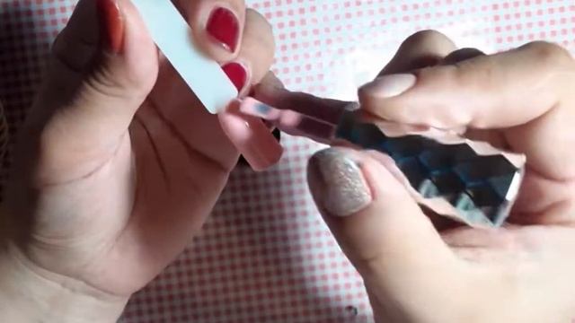 маникюрга керектуу гель лактар.