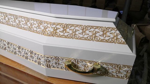 Гроб Белая Патина