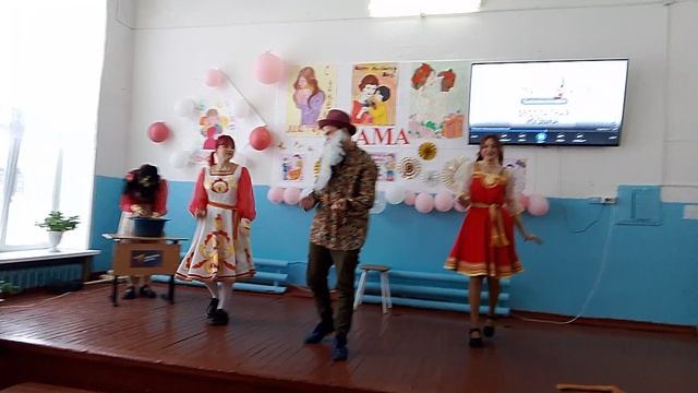 музыкальная сценка "Мужиков надо любить"