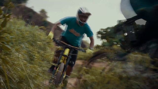 Bike Statement Tailgate Pads x Ely Thefastestworm x Monica Pangan