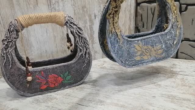 Корзинка из картона и гипса.A basket made of cardboard and plaster.