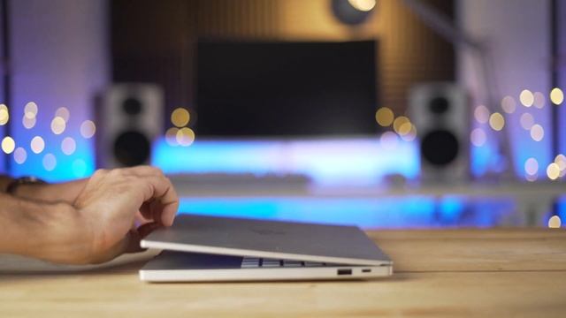 Hands-on with the beautiful Razer Blade Stealth 13 Mercury White