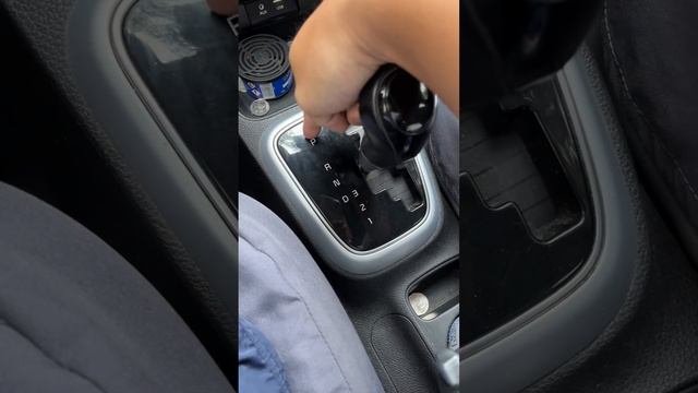 KIA SOLUTO SHIFT LOCK RELEASE