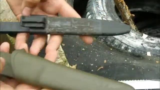 recenze nože glock a mora(porovnání,test,zkouška odolnosti,informace,)