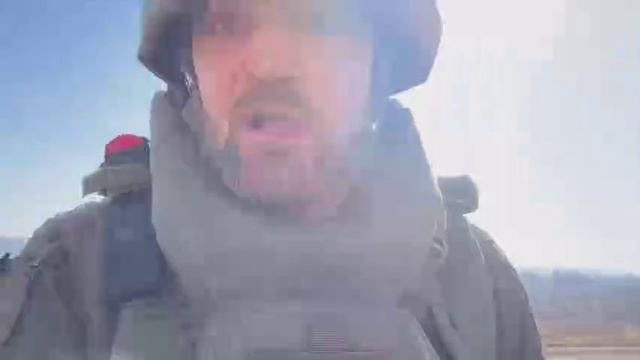 Курское приграничье: военкор Александр Коц ведет репортаж освобожденной деревни Старая Сорочина.