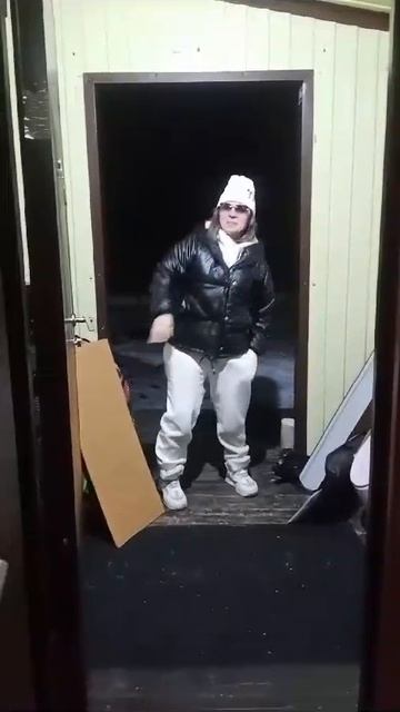 1000062140.mp4
