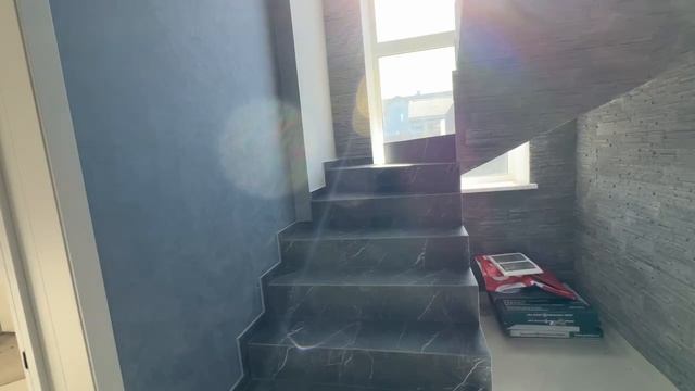 1000083729.mp4
