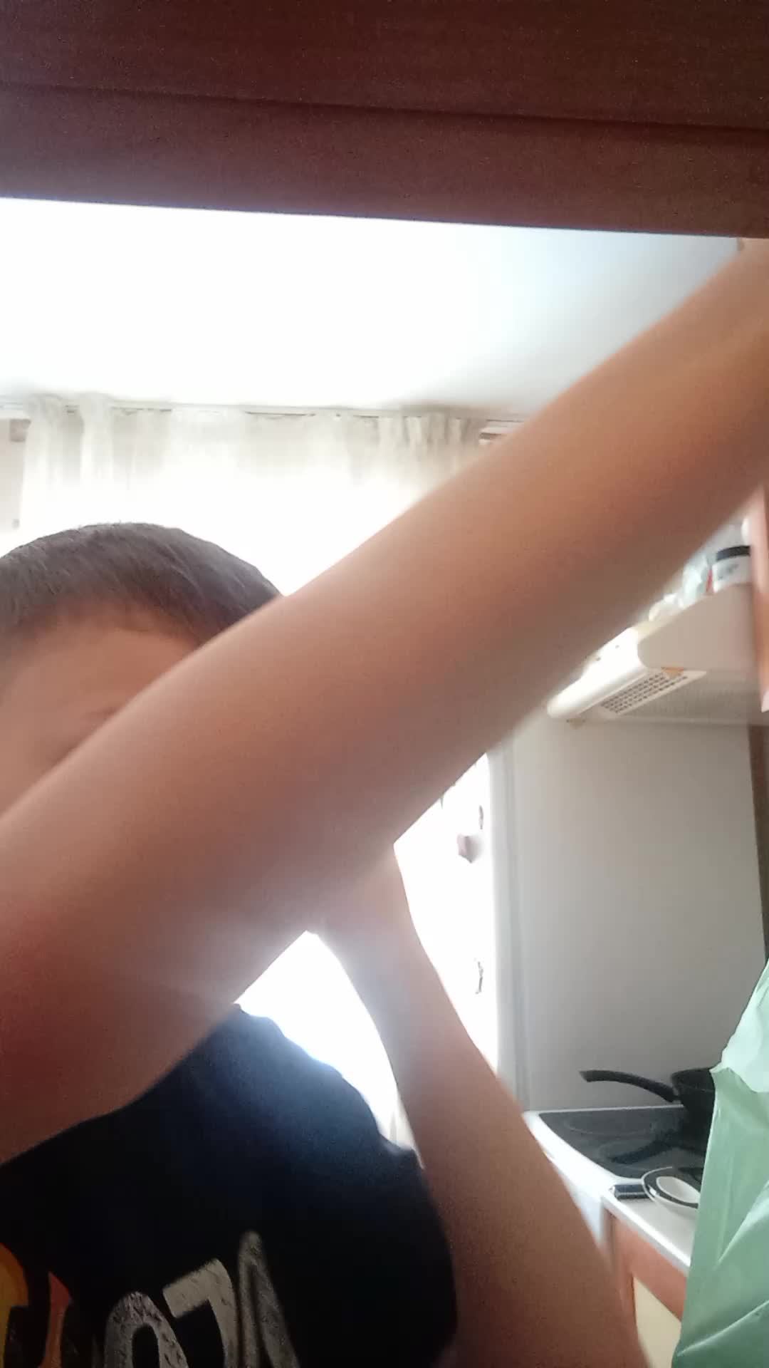 пришол с гулянки
