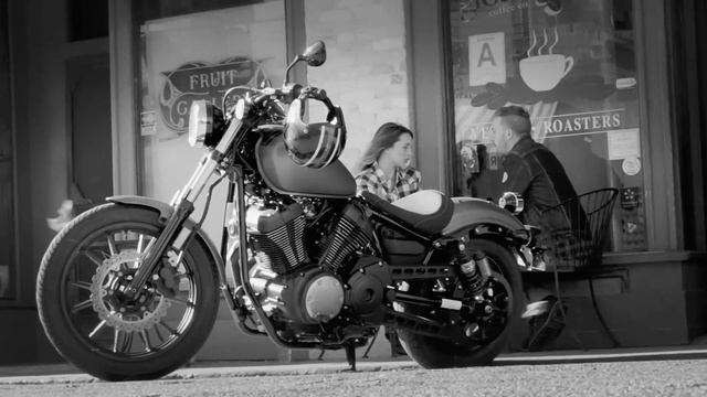 Yamaha - Bolt by Star Motorcycles 2013-4 official