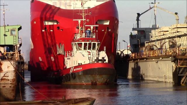 Yard no.848, m.v. Kroonborg leaves dock