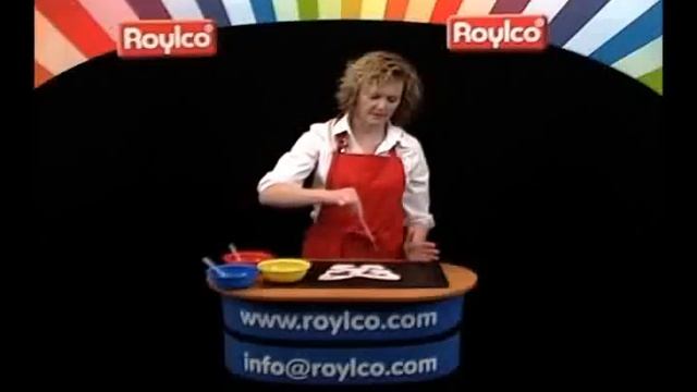 Color Diffusing Paper Leaves from SmileMakers