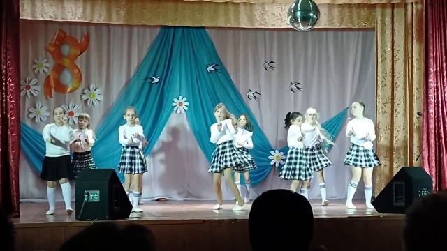 Флешмоб, ТАНЕЦ на 8 МАРТА, День Матери