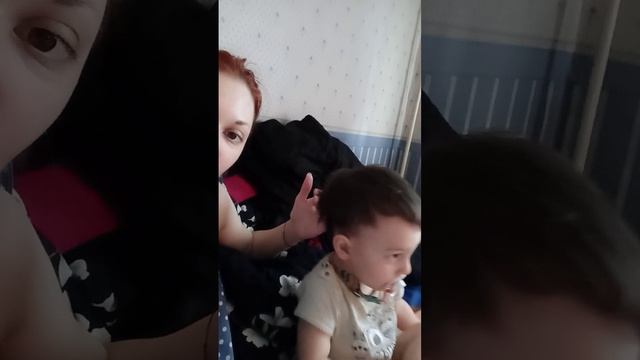 Смотрим с сыночком телеканал "Лёва', в общем отдыхаем после обеда