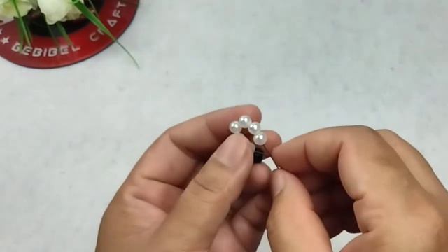 Cara Membuat Anting dan Gelang Cantik Dari Mutiara Sintetis