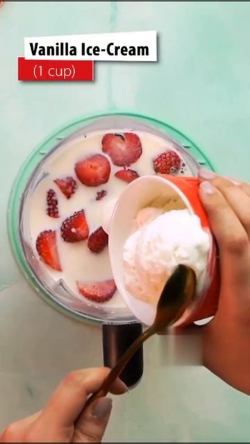 Creamy Strawberry Milkshake Recipe By Ali Baba Fast Food #shorts #youtubeshort #shortvideo