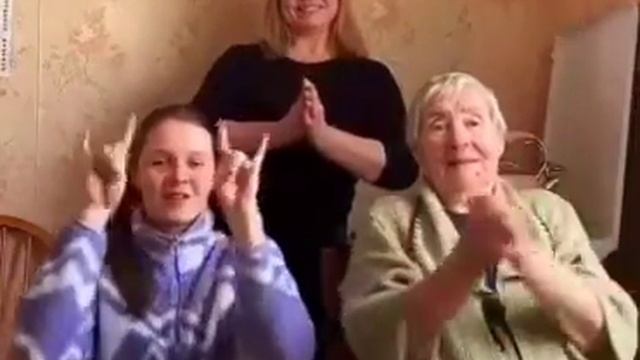 #тиктокерши  @ПОЛИНАПЛЮШАТРЕЩАЛИНА
