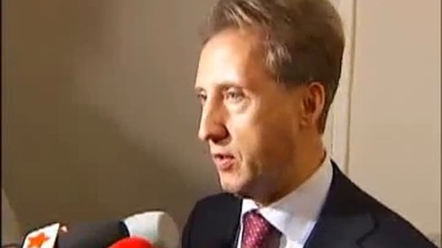 Неизвестные штурмовали полиграфкомбинат Украина