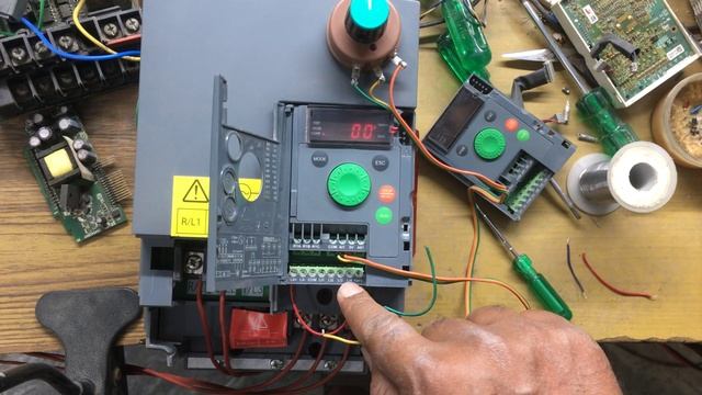 ATV310 2Wire & 3Wire Parameters Settings, Stop Forward Reverse Wiring & Parameters Setting in Hindi